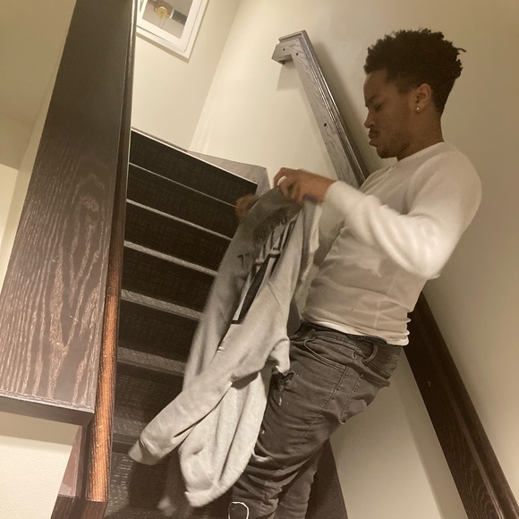 Meet your Posher, Kenton - Picture 1 of 1